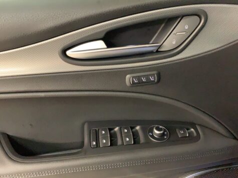 Alfa Romeo – Stelvio 2.0 Q4 280 Veloce