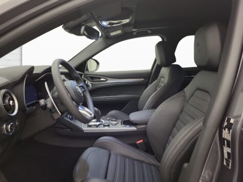 Alfa Romeo – Stelvio 2.0 Q4 280 Veloce