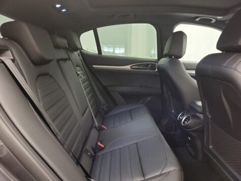 Alfa Romeo – Stelvio 2.0 Q4 280 Veloce