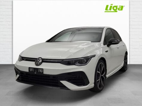 VW – Golf VIII 2.0 TSI R DSG 4motion