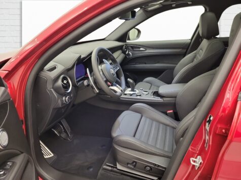 Alfa Romeo – Stelvio 2.9 V6 Biturbo Q4 Quadrifoglio