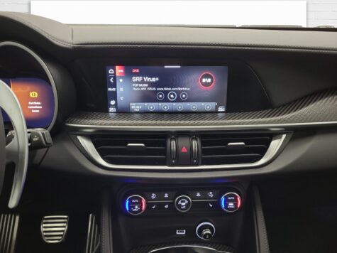 Alfa Romeo – Stelvio 2.9 V6 Biturbo Q4 Quadrifoglio