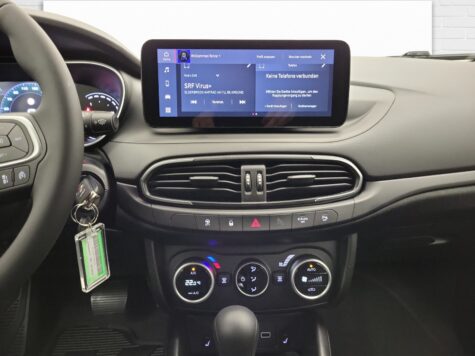 Fiat – Tipo SW 1.5 Hybrid Swiss Cross