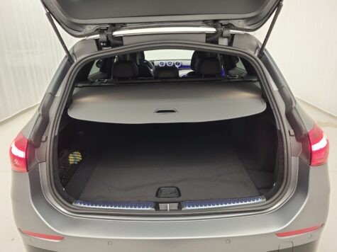 Mercedes-Benz – AMG C 43 4Matic T