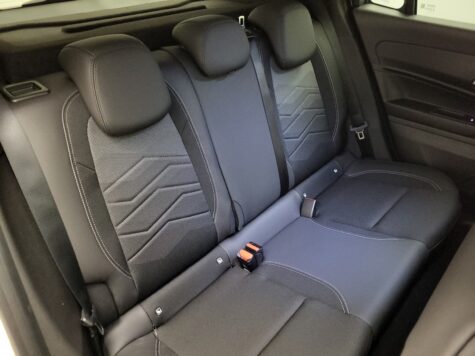 Jeep – Avenger 1.2 MHEV Swiss Altitude