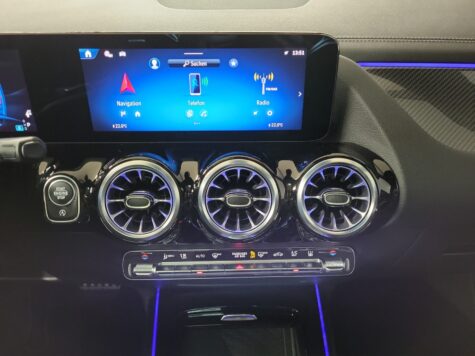 Mercedes-Benz – AMG GLA 35 4Matic