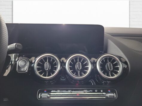 Mercedes-Benz – AMG GLA 35 4Matic