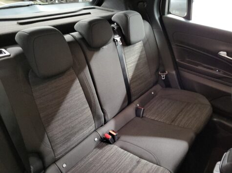 Jeep – Avenger 1.2 MHEV Longitude Black Kite