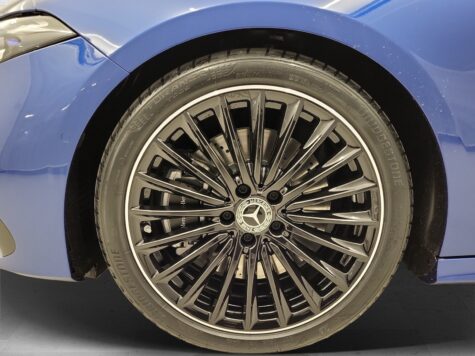 Mercedes-Benz – A 250 AMG Line 4Matic