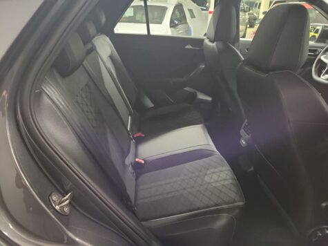 VW – T-Roc 2.0 TSI R-Line DSG 4motion