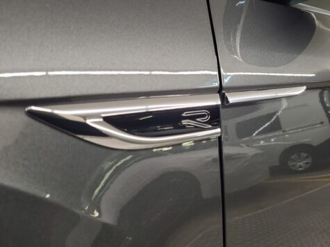 VW – T-Roc 2.0 TSI R-Line DSG 4motion