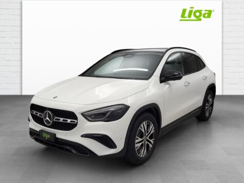 Mercedes-Benz – GLA 220 d Progressive 4Matic