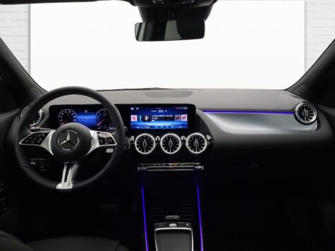 Mercedes-Benz – GLA 220 d Progressive 4Matic