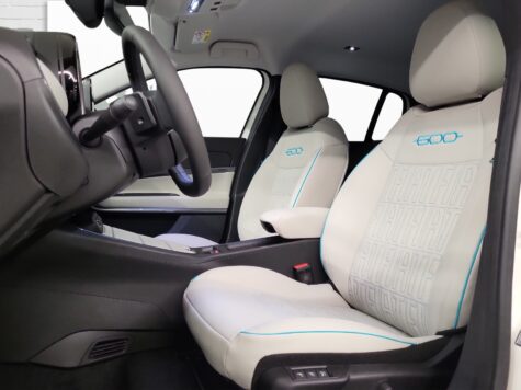 Fiat – 600 1.2 Hybrid La Prima