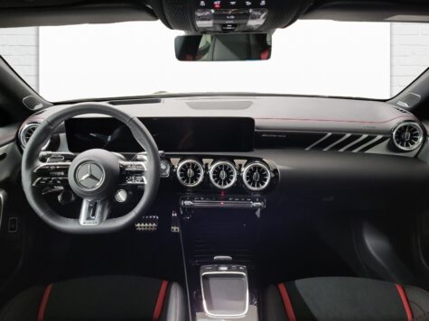 Mercedes-Benz – AMG CLA 35 4Matic SB