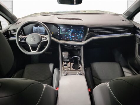 VW – Touareg 3.0 V6 TDI 286 Elegance