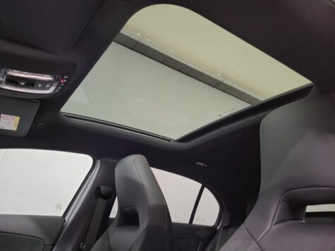 Mercedes-Benz – A 200 AMG Line Night Star