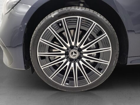 Mercedes-Benz – E 220 d AMG Line 4Matic T