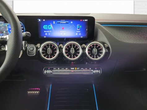 Mercedes-Benz – EQA 350 AMG Line 4Matic Swiss Star