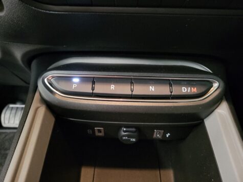 Jeep – Avenger 1.2 MHEV Longitude Black Kite