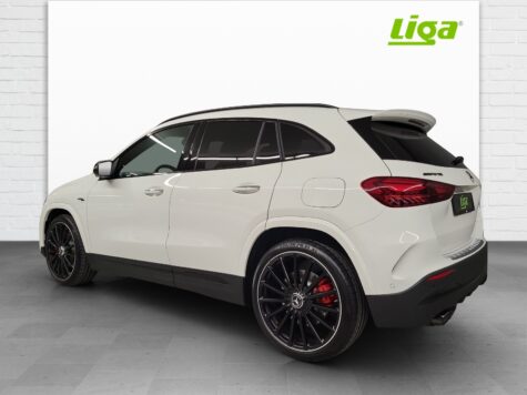 Mercedes-Benz – AMG GLA 35 4Matic