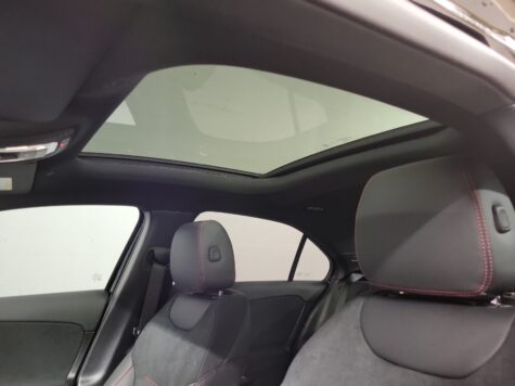 Mercedes-Benz – A 250 AMG Line 4Matic