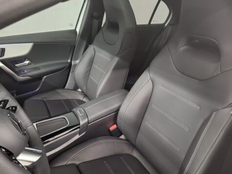 Mercedes-Benz – A 220 d AMG Line