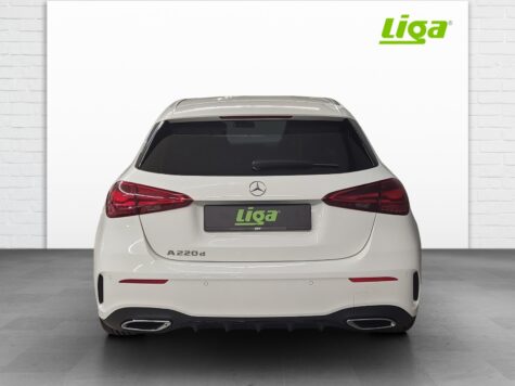 Mercedes-Benz – A 220 d AMG Line