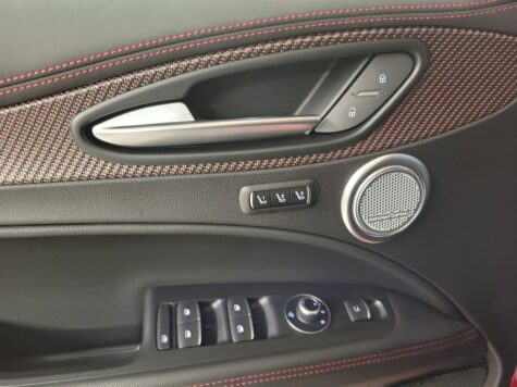 Alfa Romeo – Stelvio 2.9 V6 Biturbo Q4 Quadrifogl. Super Sport Pack Sky