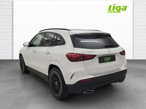 Mercedes-Benz – GLA 220 d AMG Line 4Matic Swiss Star