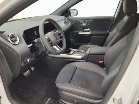 Mercedes-Benz – GLA 220 d AMG Line 4Matic Swiss Star