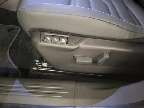 Jeep – Avenger 1.2 MHEV Summit & Sky