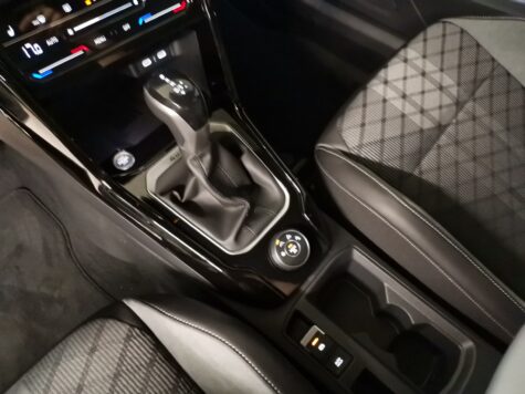 VW – T-Roc 2.0 TSI R-Line DSG 4motion