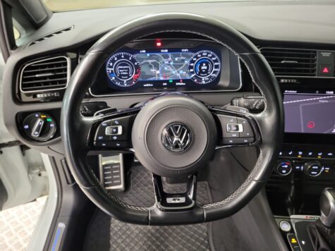 VW – Golf VII 2.0 TSI R DSG 4motion