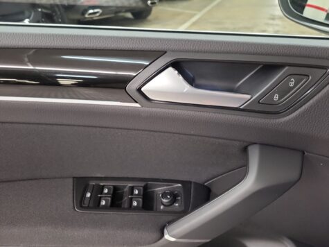 VW – Touran 1.5 TSI Comfortline DSG