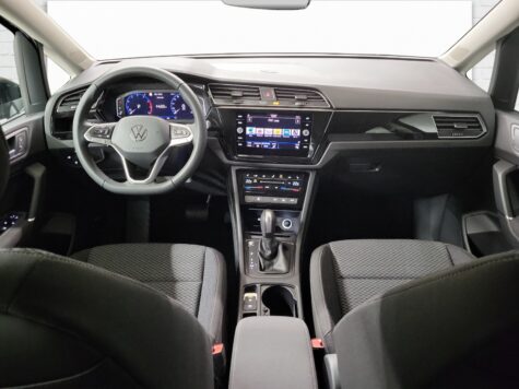 VW – Touran 1.5 TSI Comfortline DSG