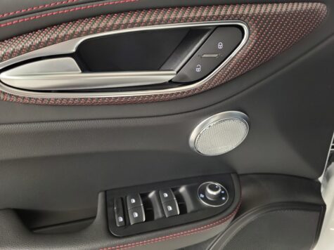 Alfa Romeo – Giulia 2.9 V6 Biturbo Quadrifoglio Super Sport Carbonroof