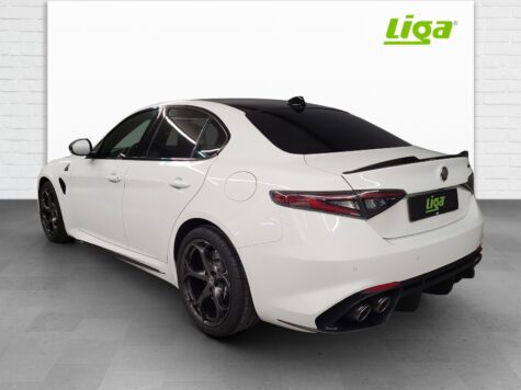 Alfa Romeo – Giulia 2.9 V6 Biturbo Quadrifoglio Super Sport Carbonroof