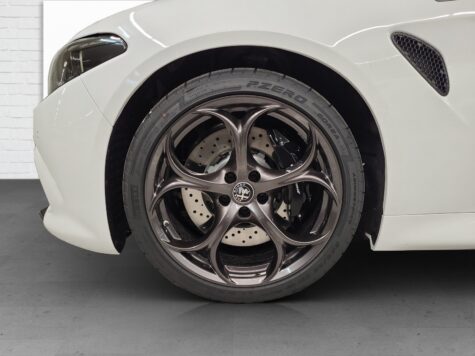 Alfa Romeo – Giulia 2.9 V6 Biturbo Quadrifoglio Super Sport Carbonroof