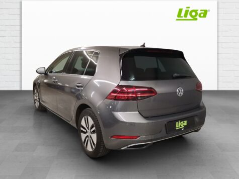 VW – Golf VII e