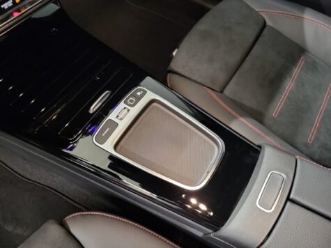 Mercedes-Benz – A 200 AMG Line Night Star