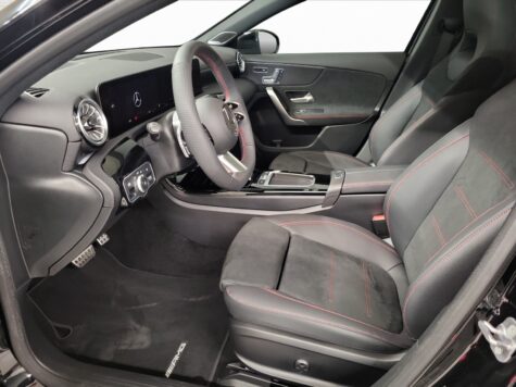 Mercedes-Benz – A 200 AMG Line Night Star