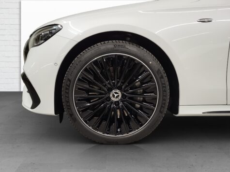 Mercedes-Benz – E 300 de AMG Line 4Matic EQ Hybrid