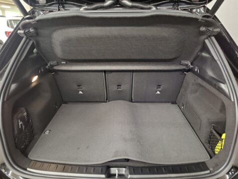 Mercedes-Benz – GLA 200 AMG Line Night Star