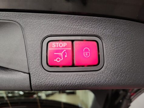 Mercedes-Benz – GLA 200 AMG Line Night Star