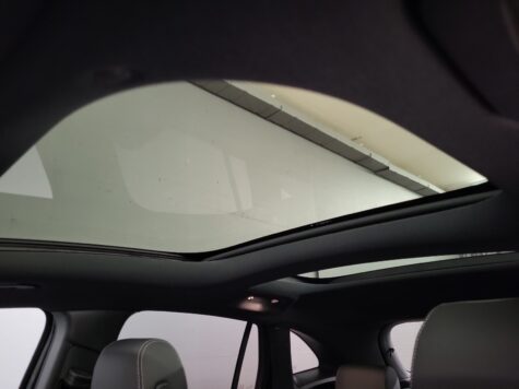 Mercedes-Benz – GLA 200 AMG Line Night Star