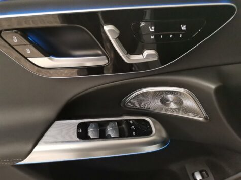 Mercedes-Benz – E 220 d AMG Line 4Matic