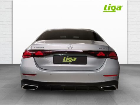 Mercedes-Benz – E 220 d AMG Line 4Matic