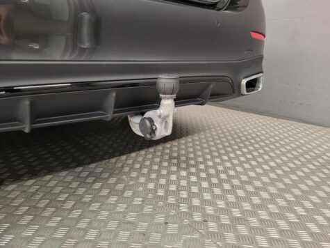 Mercedes-Benz – E 200 AMG Line 4Matic