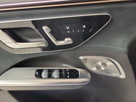 Mercedes-Benz – AMG EQE 43 4Matic Executive Edition